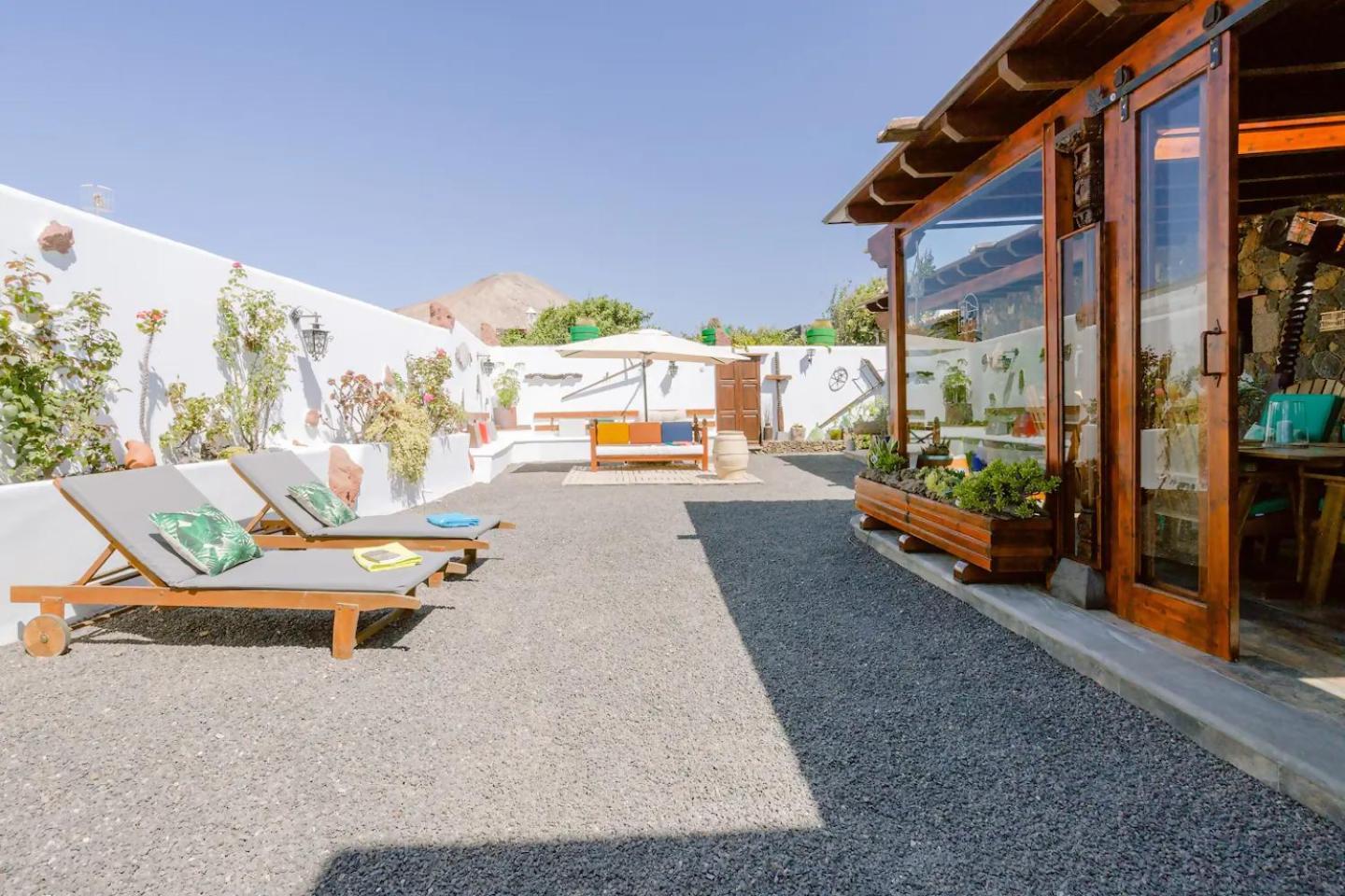 Гостевой дом Casa Emblematica Garaday Lanzarote Тинахо Экстерьер фото
